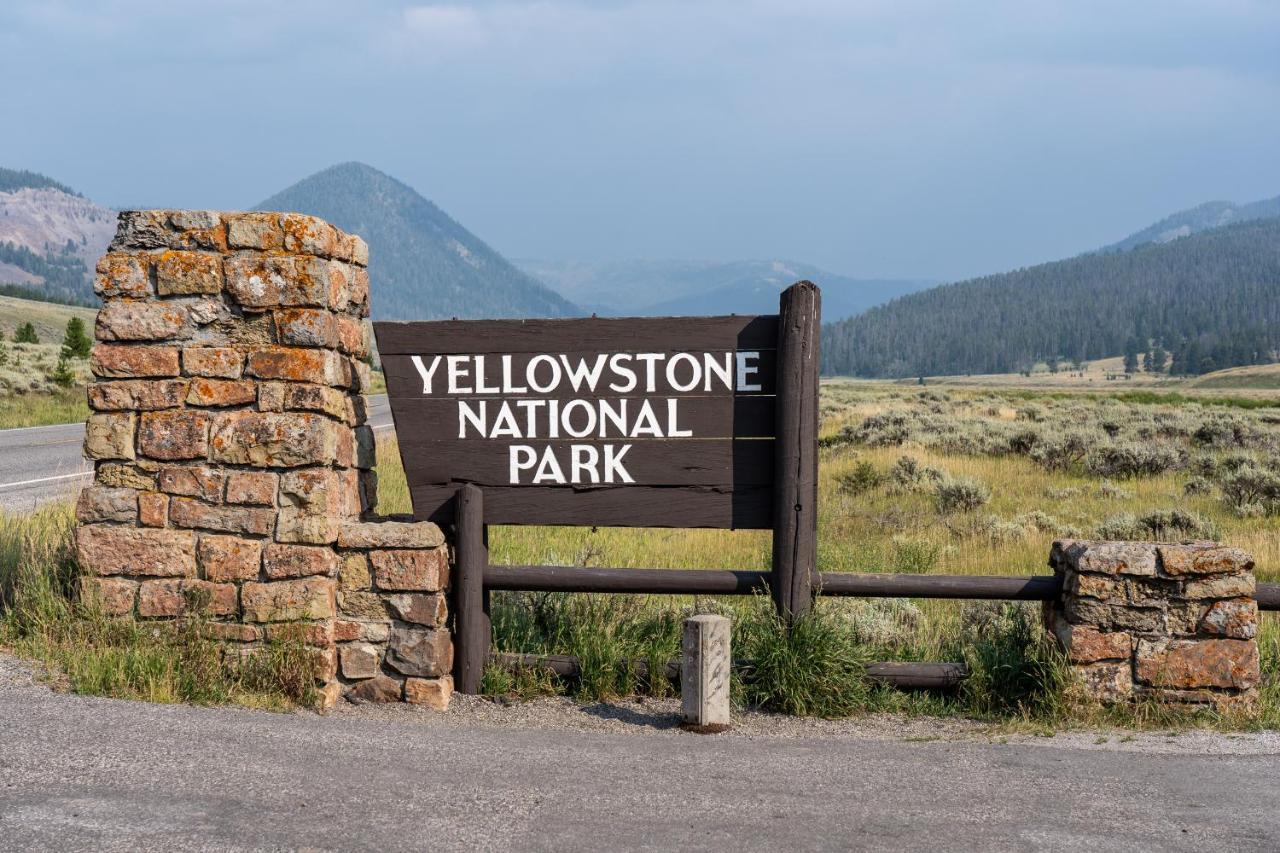 Villa Baby Bear Cabin West Yellowstone Exterior foto